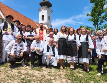 Mlada misa o. Davida Grbeša: Sin obitelji s četiri duhovna zvanja proslavio svoj veliki dan