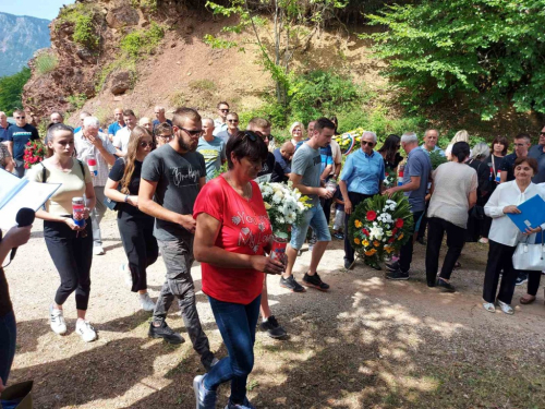 FOTO: Na Pomenu obilježena 28. obljetnica stradanja hrvatskih branitelja