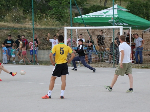 FOTO: U Rumbocima održan malonogometni turnir