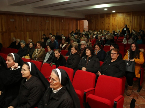 FOTO/VIDEO: Na Šćitu obilježena 80. obljetnica dolaska Školskih sestara franjevki u Ramu