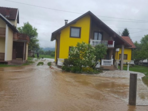 Kiša uzrokovala poplave u tri općine u SBŽ-u