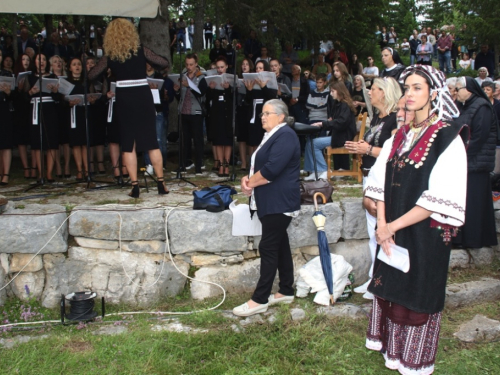 FOTO/VIDEO: Tisuće vjernika na Kedžari proslavilo 'Divin dan'