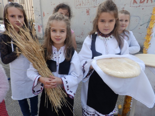 FOTO: Dani kruha u OŠ fra Jeronima Vladića Ripci