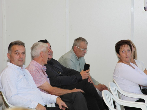 FOTO: Otvoren 16. sajam ''Dani šljive Prozor - Rama 2023.''