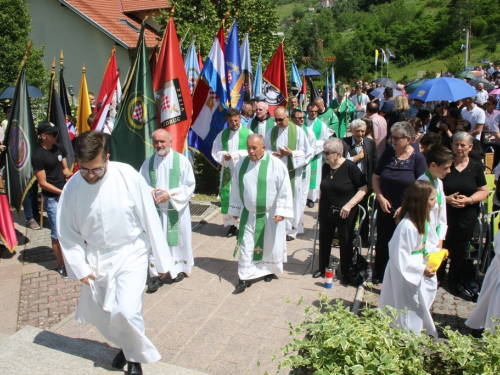 UZDOL: Otkriven spomenik poginulim braniteljima i obilježen Dan 3. bojne brigade Rama