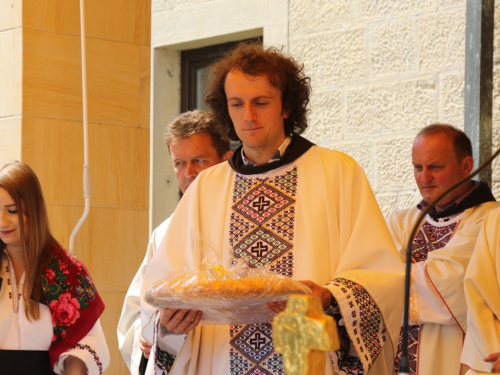 FOTO: Proslava Velike Gospe i Mlade mise fra Ivana Tučića u župi Rama-Šćit