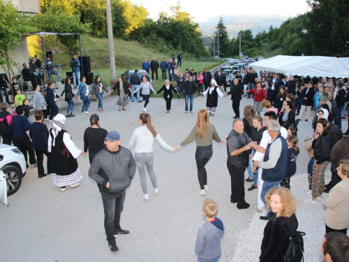 FOTO/VIDEO: Prvi susret iseljenih Uzdoljana i Dan 3. bojne brigade Rama i branitelja Uzdola