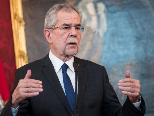 Predsjednik Austrije: Prijevremeni izbori trebali bi biti u rujnu