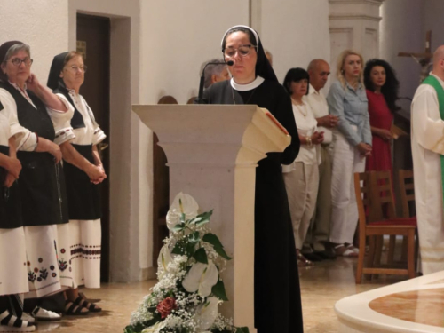 FOTO/VIDEO: Ramci hodočastili Gospi u Sinj