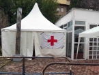 Zdravstveni radnici SKB Mostar i noćas u šatoru, nema napretka u pregovorima