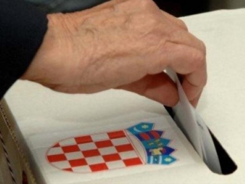 Počinje registracija birača u BiH za izbore u Hrvatskoj, evo kako se registrirati