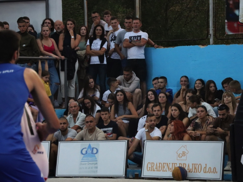 FOTO: Tim ''GOLD UNIST'' iz Splita pobjednik 21. Streetball Rama - Davor Ivančić Dačo