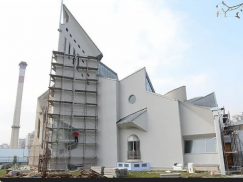 Poduzetnik koji je izgradio džamiju dao i 50.000 KM za završetak crkve