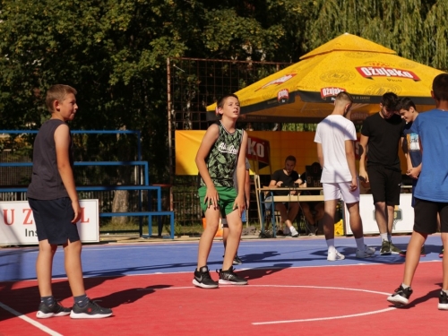 ''Caffe In Domić'' pobjednik Streetball Rama 2020. za juniore