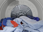 Devet trikova za brzo sušenje rublja kad vani lije...