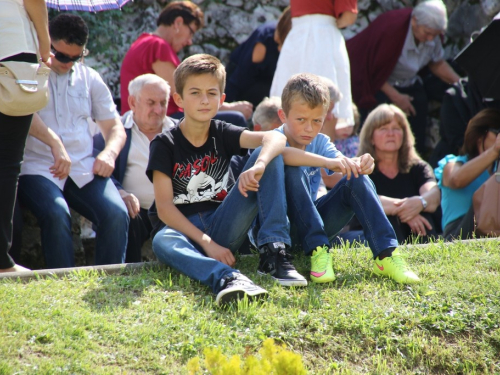 FOTO/VIDEO: Na Uzdolu obilježena 23. obljetnica stravičnog pokolja nad Hrvatima