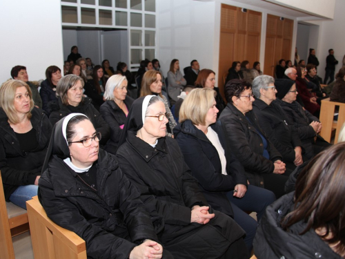 FOTO: Duhovna obnova u župi Rumboci