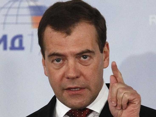 Medvedev o sankcijama ruskim bankama: Ovo je ekonomski rat