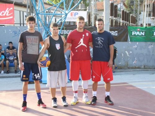 FOTO: Počeo turnir u uličnoj košarci ''Streetball Rama 2017.''