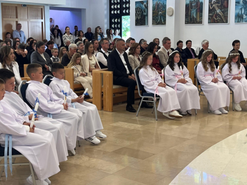 FOTO: Prva pričest u župi Rumboci