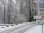 Snijeg, led i jak vjetar otežavaju promet u BiH