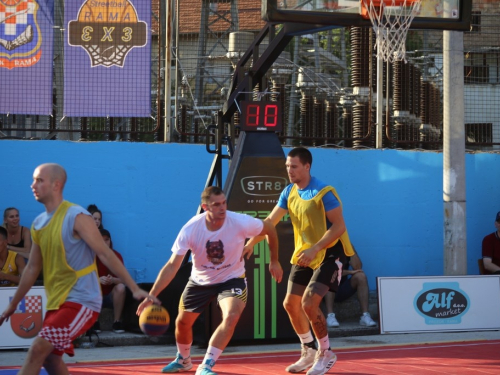 FOTO: Druga večer turnira 19. Streetball Rama