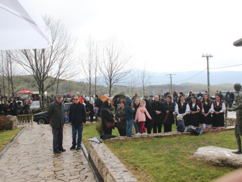 FOTO: Rumbočka fešta na Zahumu, proslavljen sv. Josip Radnik