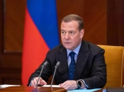 Medvedev predviđa rat Francuske i Njemačke te građanski rat u SAD-u