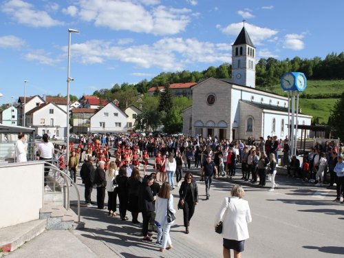 FOTO: Matura 2021. – Prozor ispratio još jednu generaciju maturanata