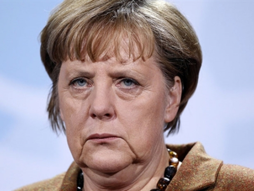 Angela Merkel ide u SAD upozoriti Trumpa