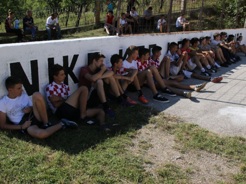 FOTO: Torcida Ripci pobjednik malonogometnog turnira u Ripcima