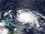 Uragan Humberto jača približavajući se Bermudi