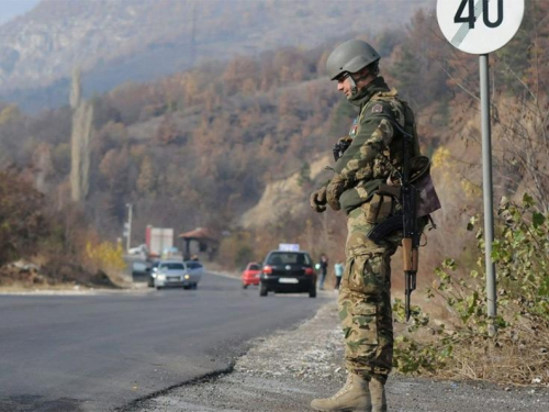 Zveckanje na Kosovu