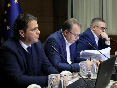 Vlada FBiH dala zaduženja za nabavku lijeka za cističnu fibrozu