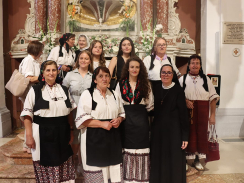 FOTO/VIDEO: Ramci hodočastili Gospi u Sinj
