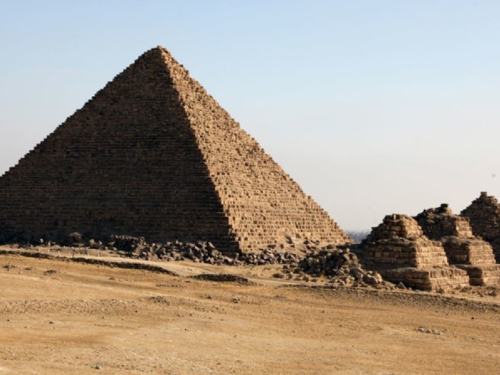 Otkriven novi ulaz u najmanju piramidu u Gizi