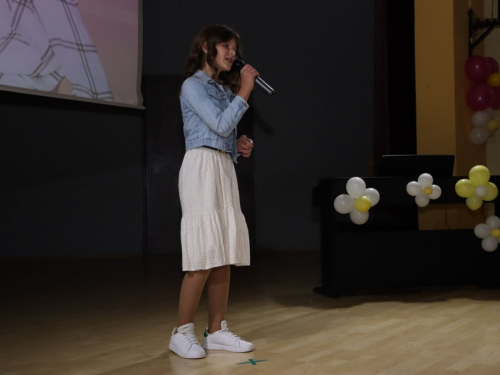 FOTO: Ines Markešić i Magdalena Zadro pobjednice dječjeg festivala ''Mala Rama 2024.''