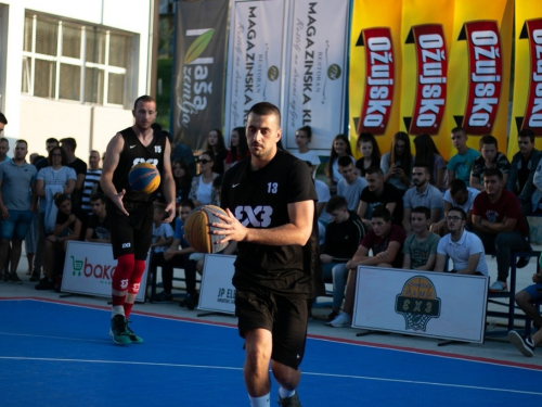 FOTO: Ekipa ''La Pont'' pobjednik 18. Streetball Rama 2020.