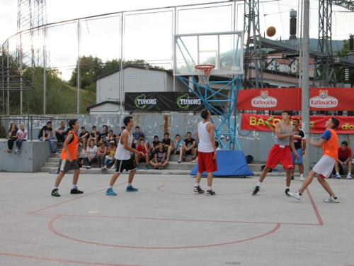 FOTO: U Prozoru održan Streetball turnir za djecu