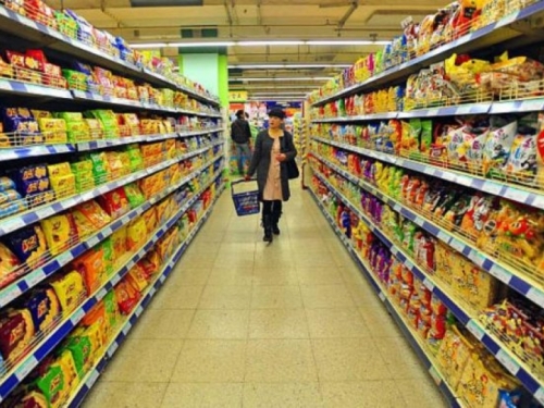 Inspektori otkrili: Kupujemo hranu sumnjive kvalitete, nekoj je istekao rok