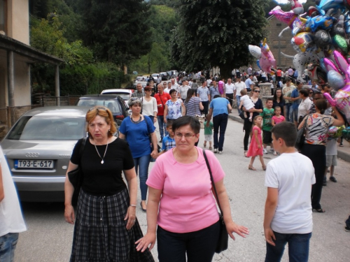 FOTO: Vanjska proslava sv. Ante u župi Gračac