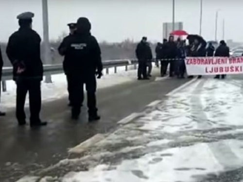 Obustavljena blokada granice u BiH, uhićen ratni veteran