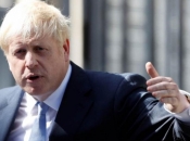 Britanski premijer primljen u bolnicu, simptomi koronavirusa se ne povlače