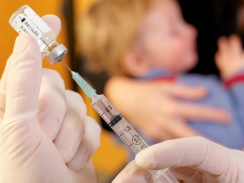 Zbog malog broja cijepljene djece, ospice prijete i u BiH