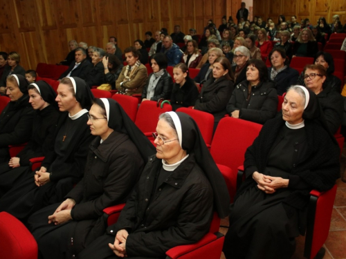 FOTO/VIDEO: Na Šćitu obilježena 80. obljetnica dolaska Školskih sestara franjevki u Ramu