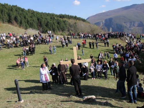 FOTO: Ramski put križa u Podboru