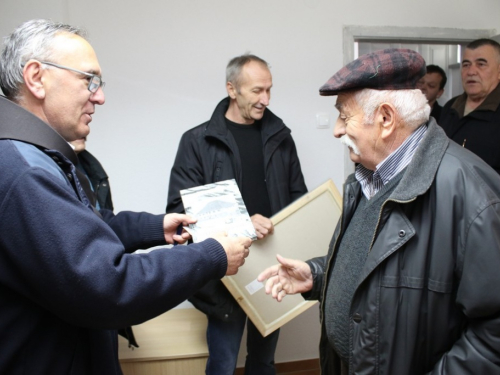 FOTO/VIDEO: Na Orašcu održan turnir u tucanju jaja