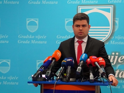 Arman Zalihić iz SDP-a novi kandidat za gradonačelnika Mostara, poništen prvi krug glasanja