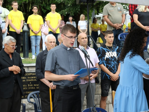 FOTO: Mlada misa vlč. Josipa Papka u župi Prozor