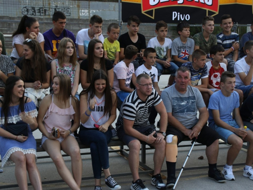 FOTO: Počeo turnir u uličnoj košarci "Streetball Rama 2016."